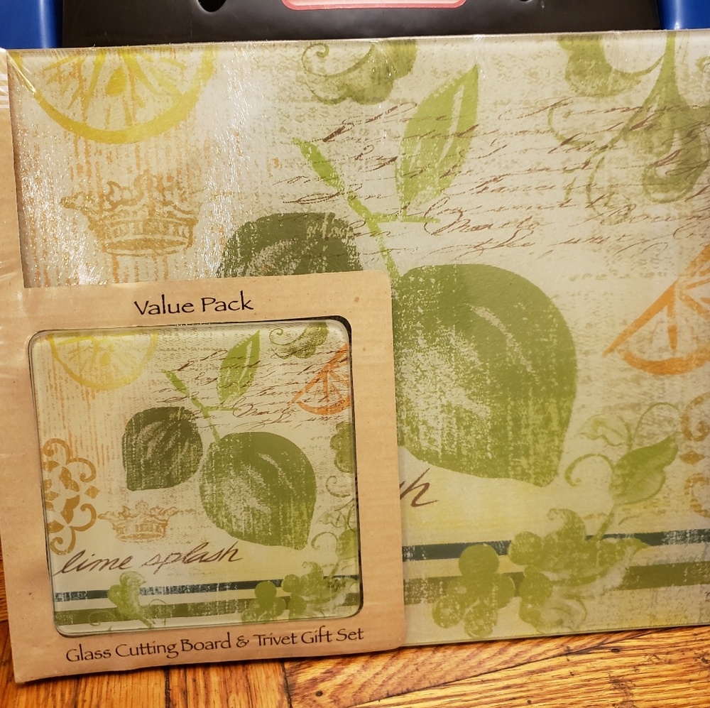Glass Cutting Board & Trivet Gift Set